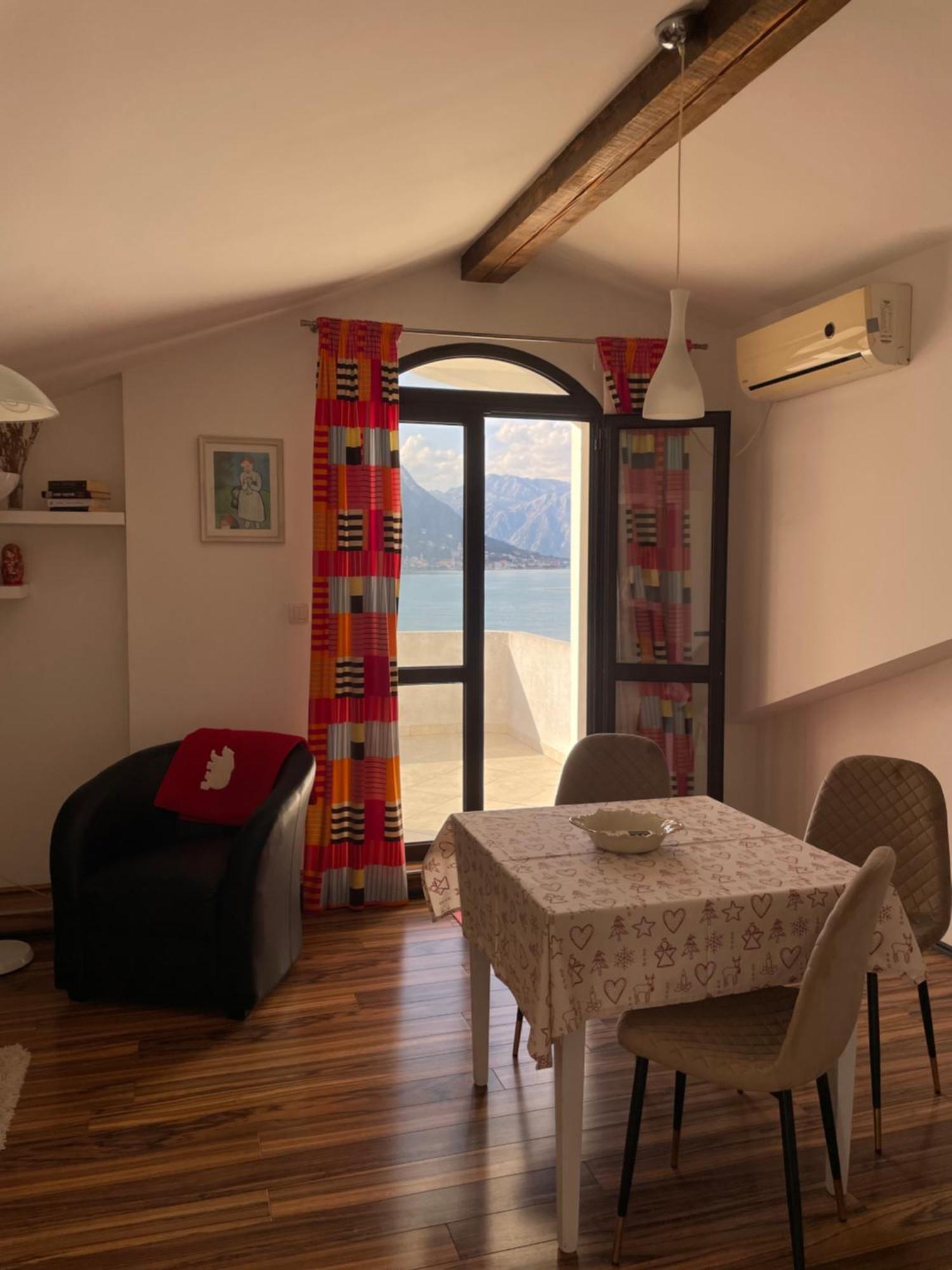 Apartment Jovana โกตอร์ ภายนอก รูปภาพ