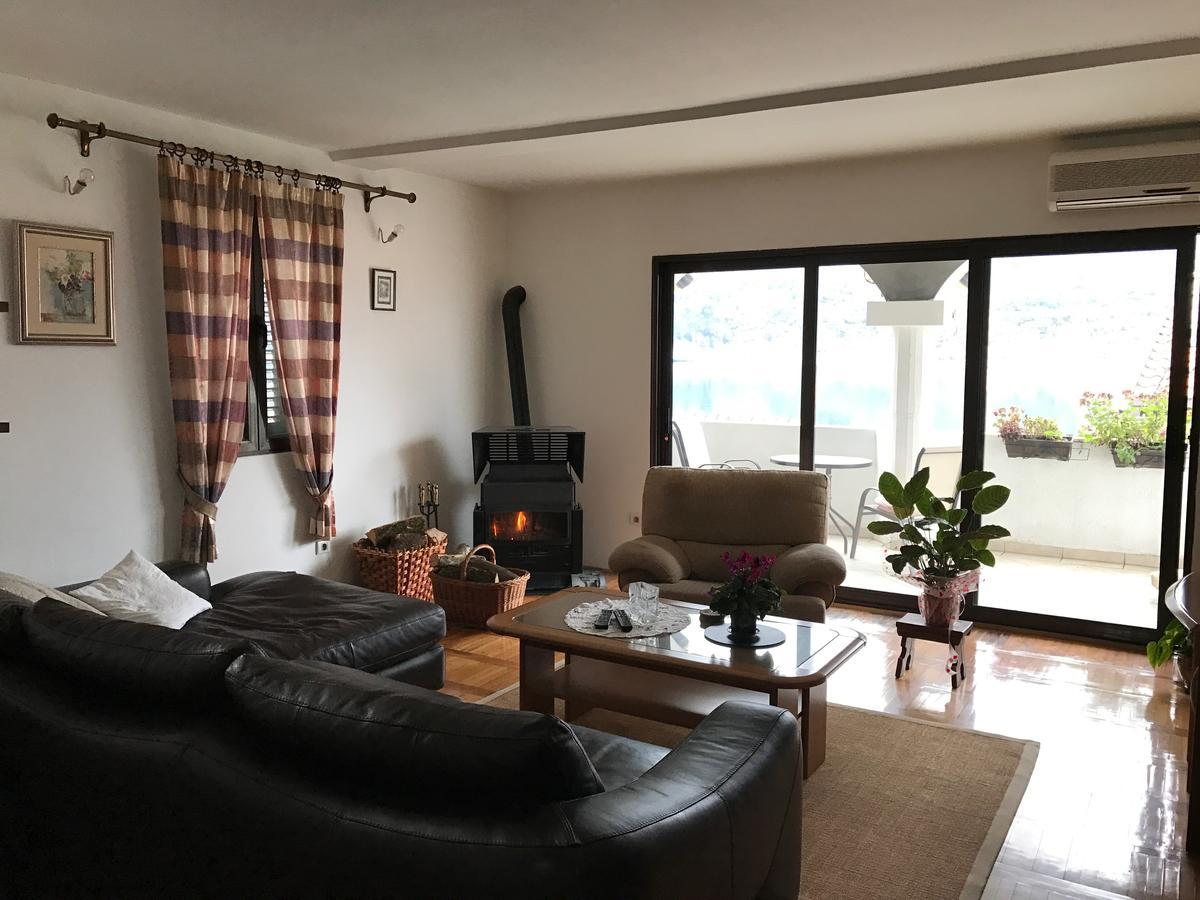 Apartment Jovana โกตอร์ ภายนอก รูปภาพ